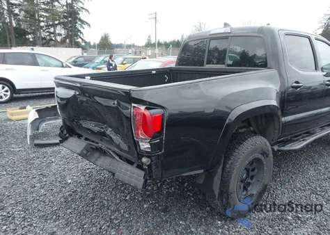 2017 Toyota Tacoma Sr5 V6 z USA, uszkodzony, nr VIN 3TMCZ5AN5HM058043
